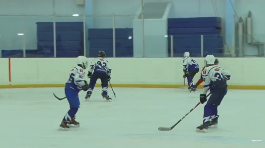 В Армавире проходит 1 этап первенства Краснодарского края по хоккею